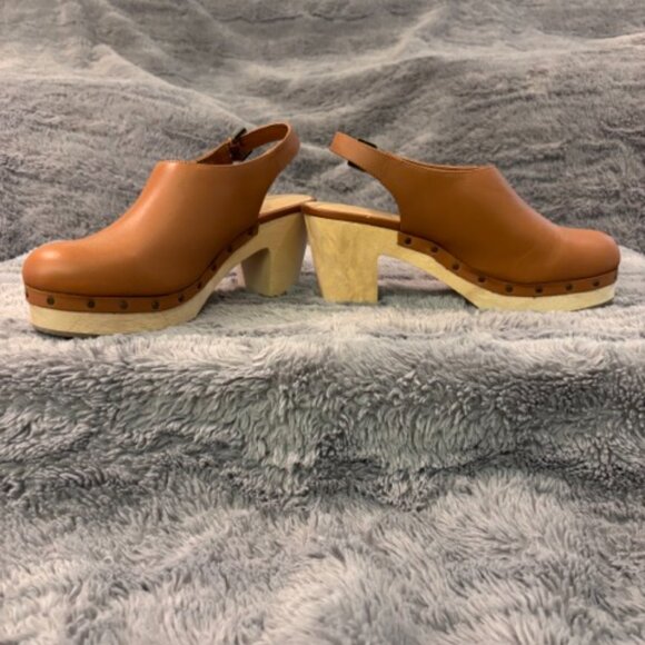 LOFT Slingback Leather Clogs - Size 9 - Picture 3 of 6